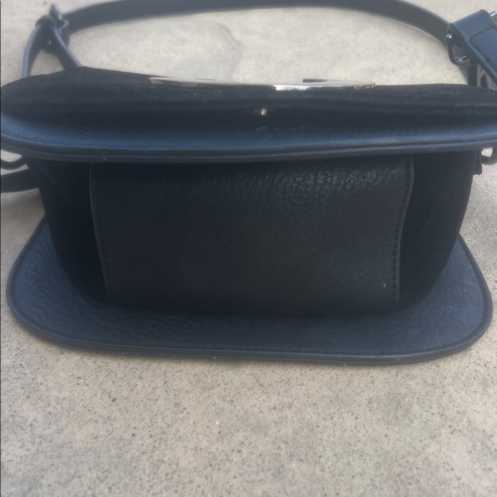 KILLSTAR Callisto Black Faux Leather Metal Cresecent Moon Small Crossbody Purse - Picture 5 of 12